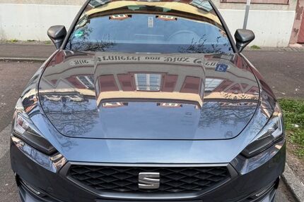 Seat Leon 52.000 km 18.900 &euro; Karlsruhe 76229