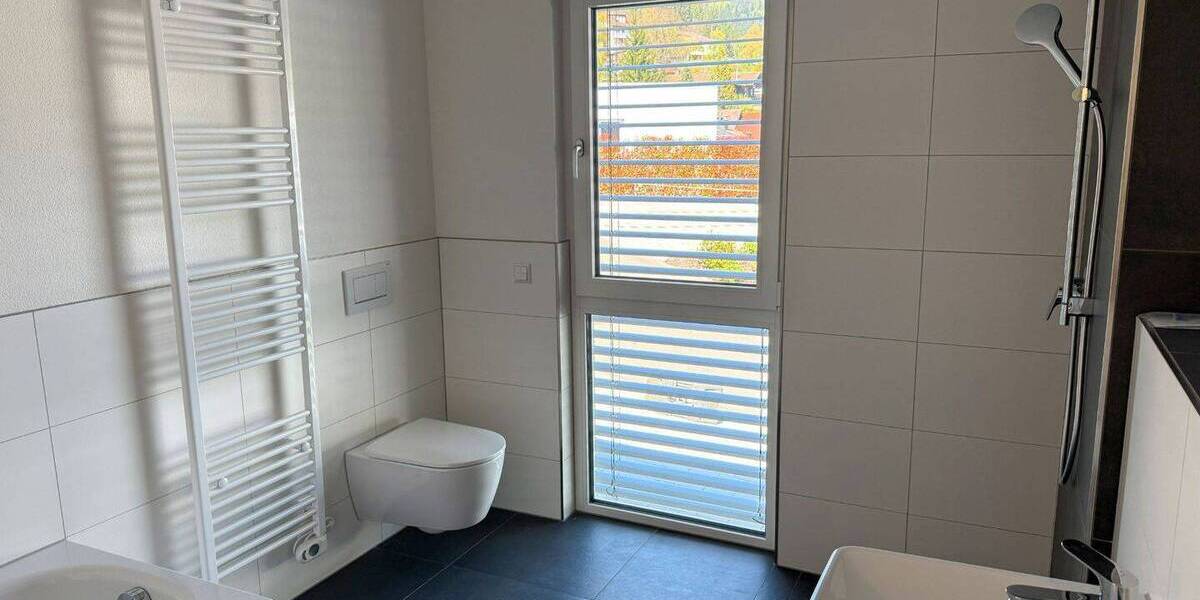 Doppelhaushälfte Bad Wildbad - 5 Zimmer, 146 m&sup2;, 673.000&euro; | Angebot:26471339