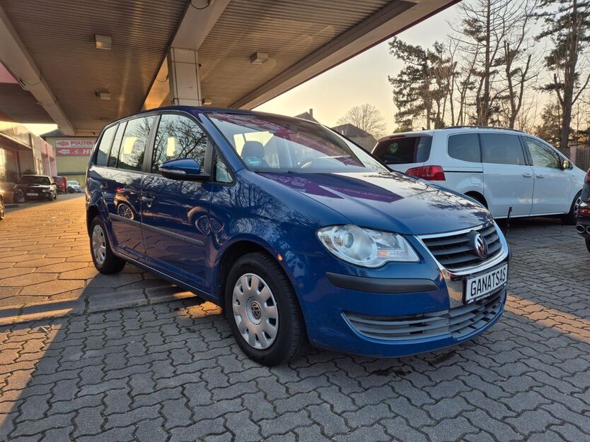 VW Touran 102.000 km 6.200 € Neumalsch 76316