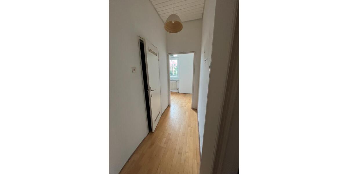 Etagenwohnung Karlsruhe Hagsfeld - 2 Zimmer, 55 m&sup2;, 1.200&euro; | Angebot:26439161