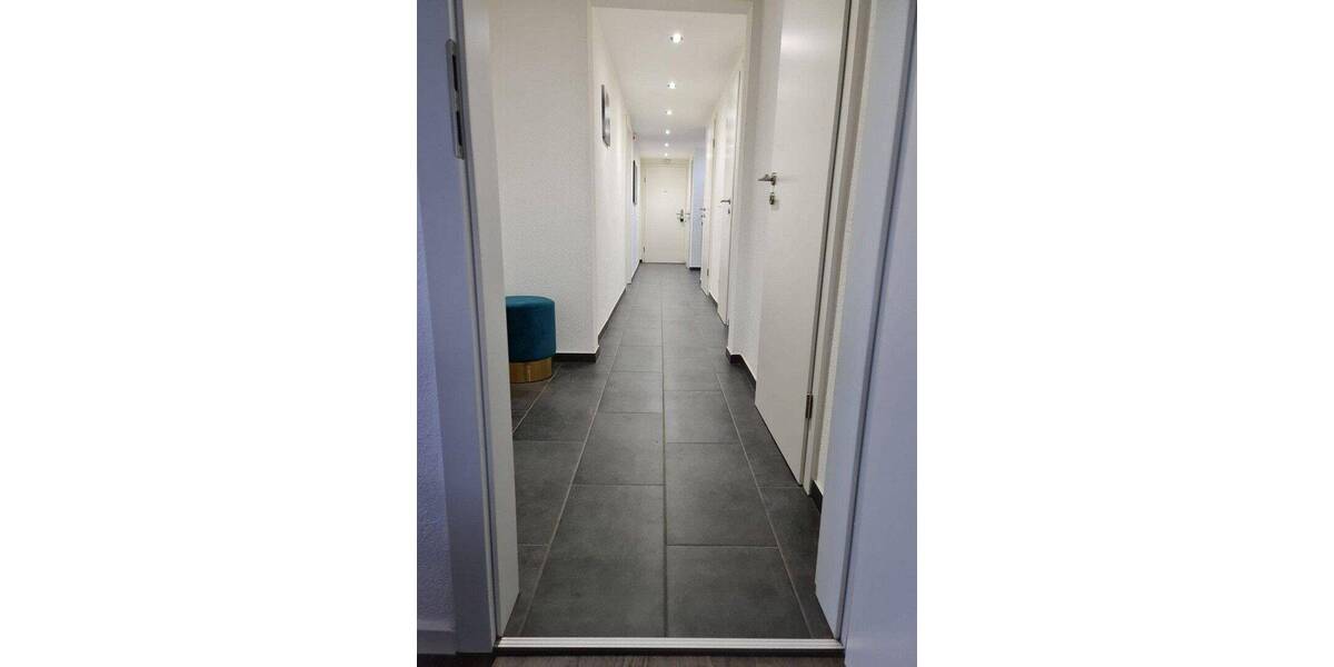 Etagenwohnung Ditzingen - 3 Zimmer, 88 m&sup2;, 1.190&euro; | Angebot:26921156