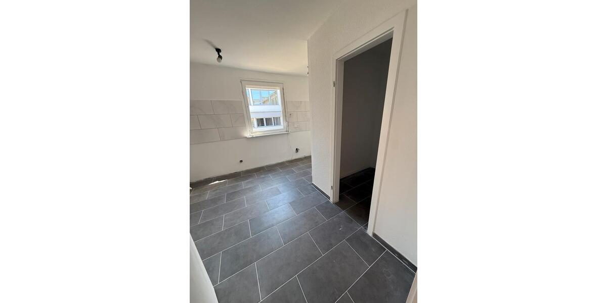 Doppelhaushälfte Königsbach-Stein Stein - 5 Zimmer, 128 m&sup2;, 1.351&euro; | Angebot:26110530