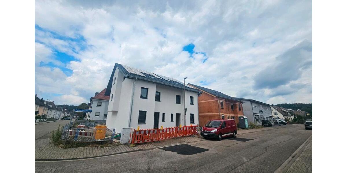 Doppelhaushälfte Gaggenau - 5 Zimmer, 195 m&sup2;, 409.000&euro; | Angebot:27291586