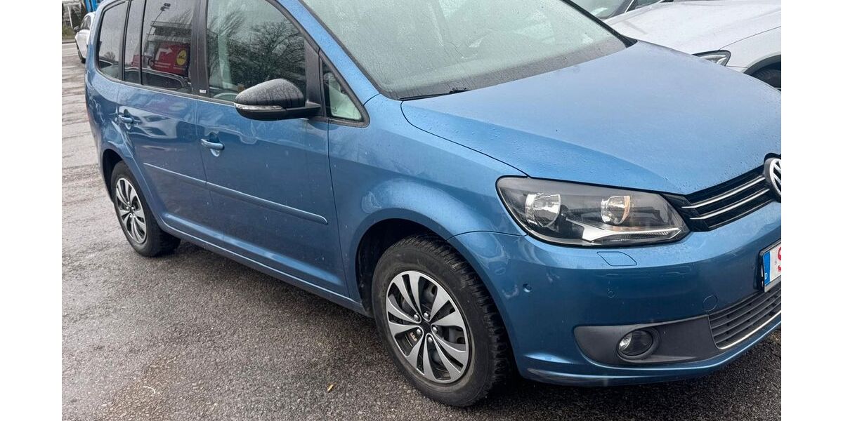 VW Touran 154.000 km 6.900 &euro; Sindelfingen 71065