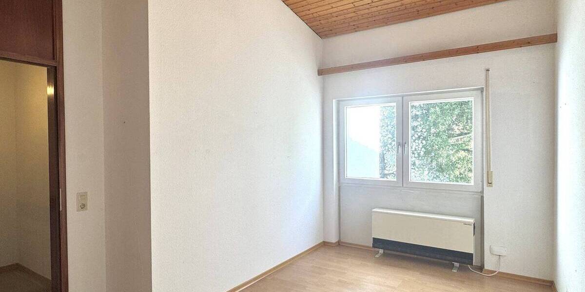 Reihenmittelhaus Sindelfingen Nord - 4 Zimmer, 100 m&sup2;, 499.000&euro; | Angebot:26411407