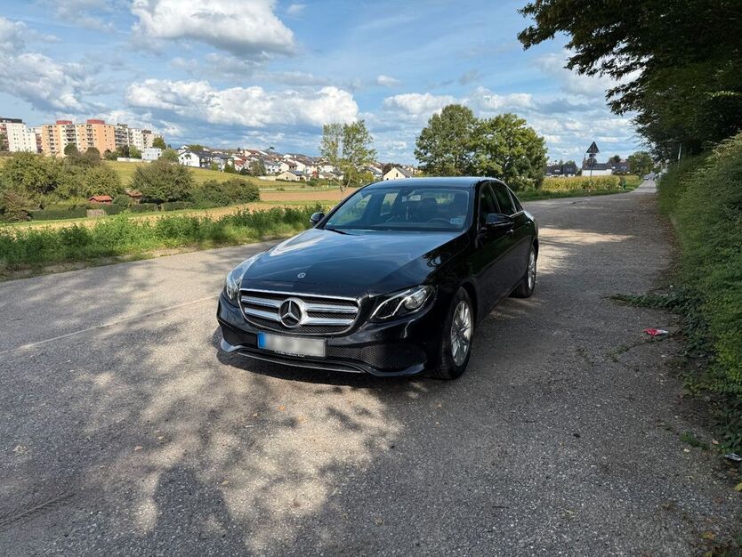 Mercedes-Benz E 200 212.378 km 17.900 € Hemmingen 71282
