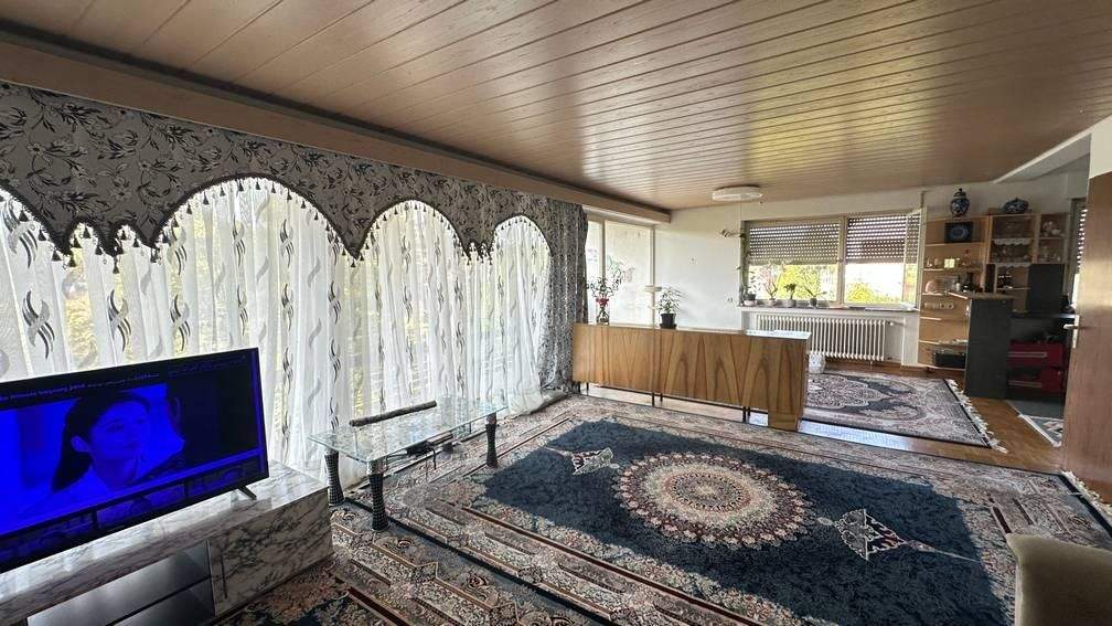 Mehrfamilienhaus, Wohnhaus Ostelsheim - 9 Zimmer, 210 m&sup2;, 750.000&euro; | Angebot:25737007