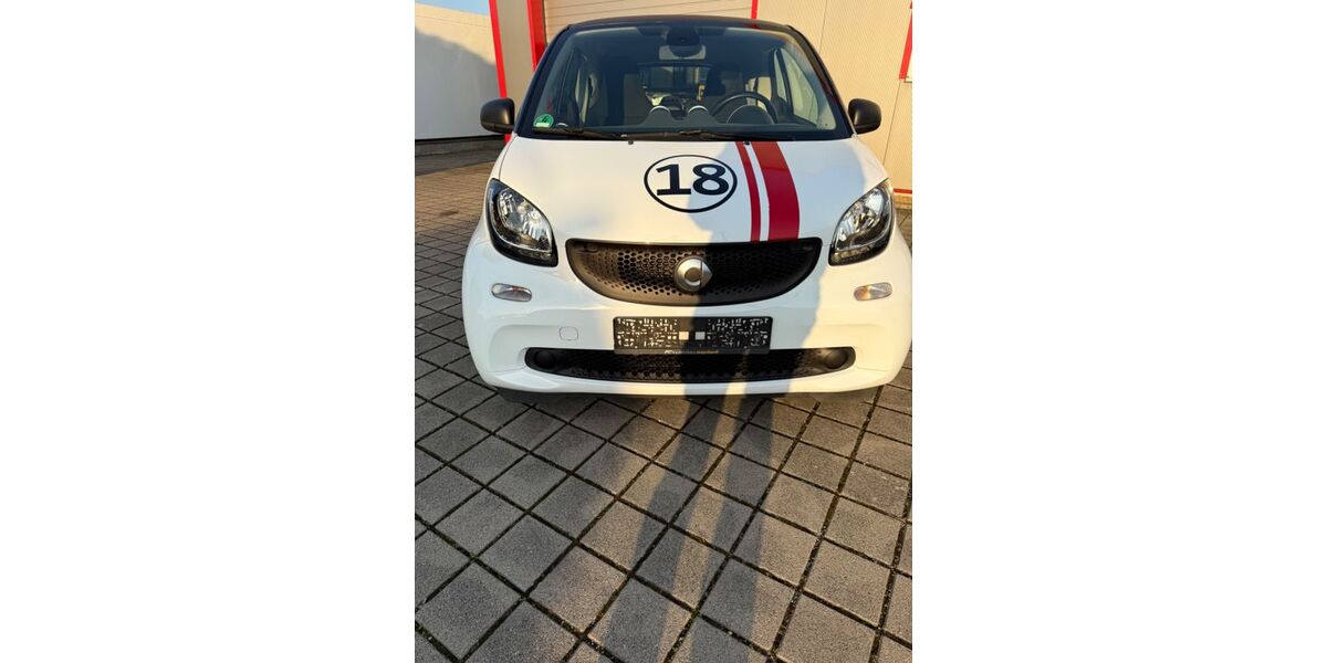 Smart ForTwo 97.549 km 5.490 &euro; Karlsdorf-Neuthard 76689