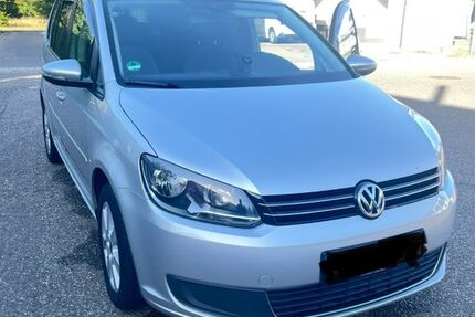 VW Touran 143.000 km 7.990 &euro; Weil der Stadt 71263