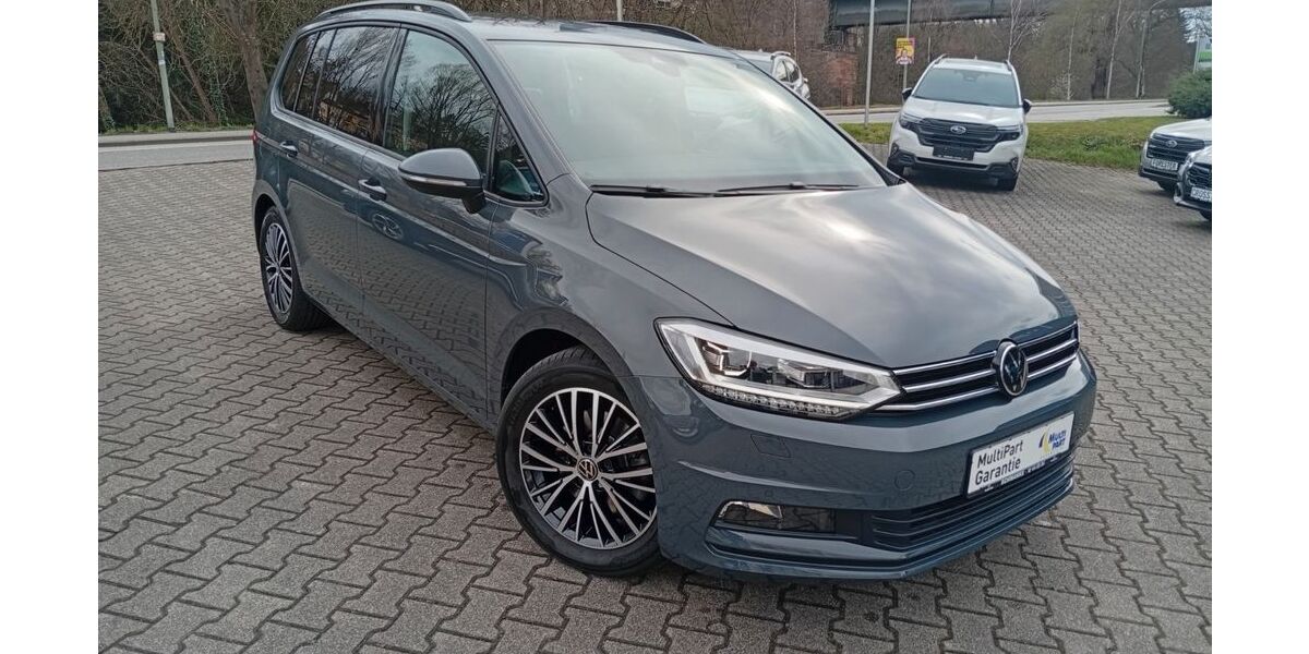 VW Touran 21.900 km 32.990 &euro; Pforzheim 75172