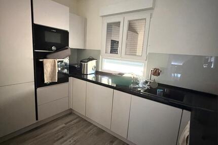 Haus Sachsenheim - 6 Zimmer, 230 m&sup2;, 900.000&euro; | Angebot:27133491