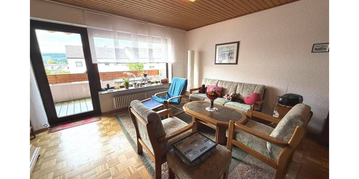 Etagenwohnung Leonberg - 4 Zimmer, 95 m&sup2;, 245.000&euro; | Angebot:26863549