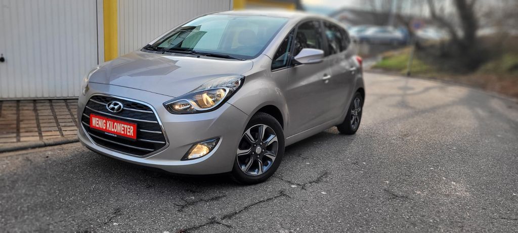 Hyundai ix20 88.981 km 8.500 &euro; Pforzheim 75181