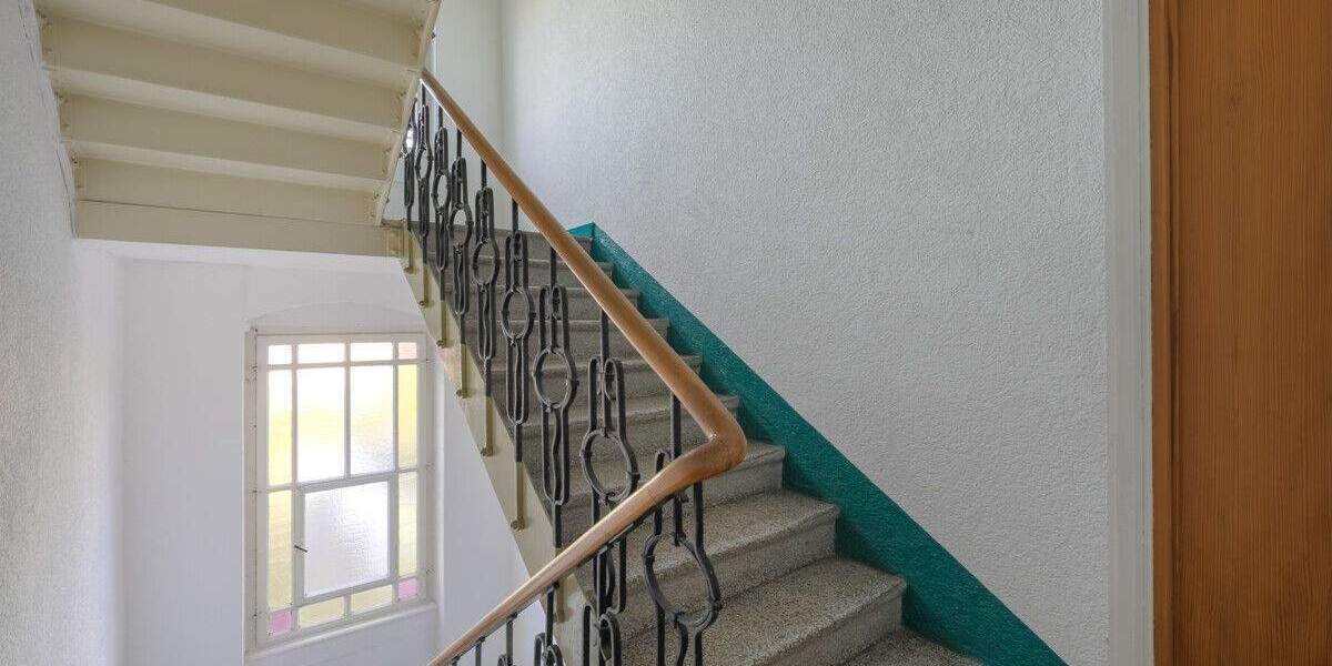 Klassischer Altbau: 2-Zimmer-Wohnung für Eigennutzer und Investoren 2 zimmer