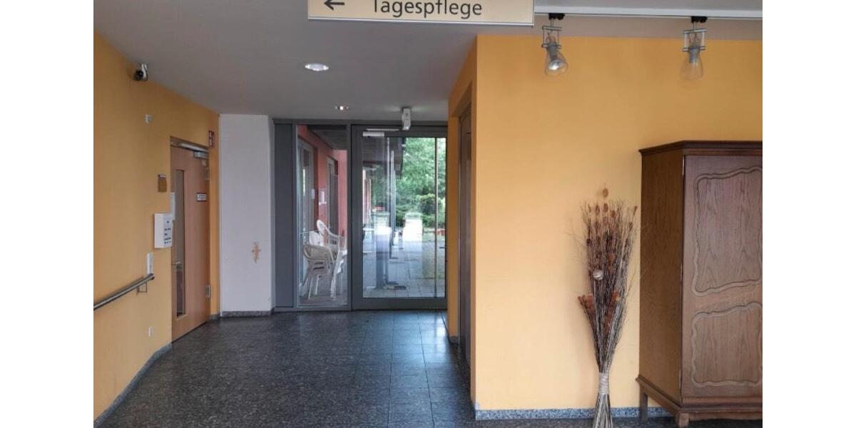Etagenwohnung Karlsruhe Innenstadt-Ost - 2 Zimmer, 63 m&sup2;, 235.000&euro; | Angebot:26972584