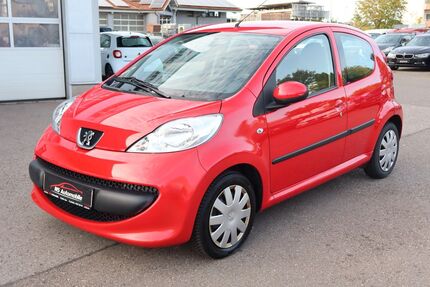 Peugeot 107 31.000 km 5.900 € Calw 75365