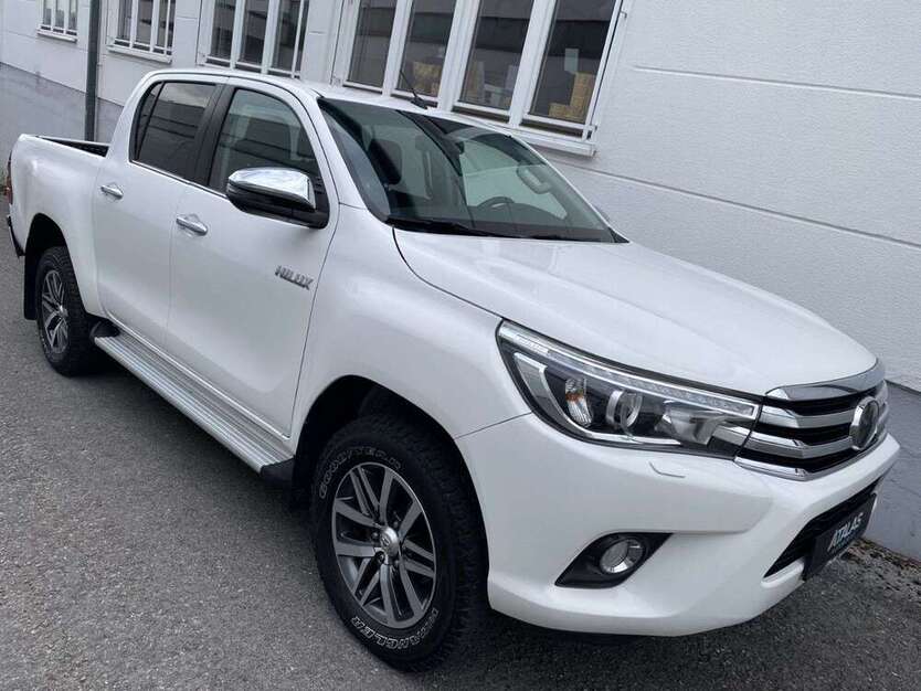 Toyota Hilux 176.000 km 30.900 € Calw 75365