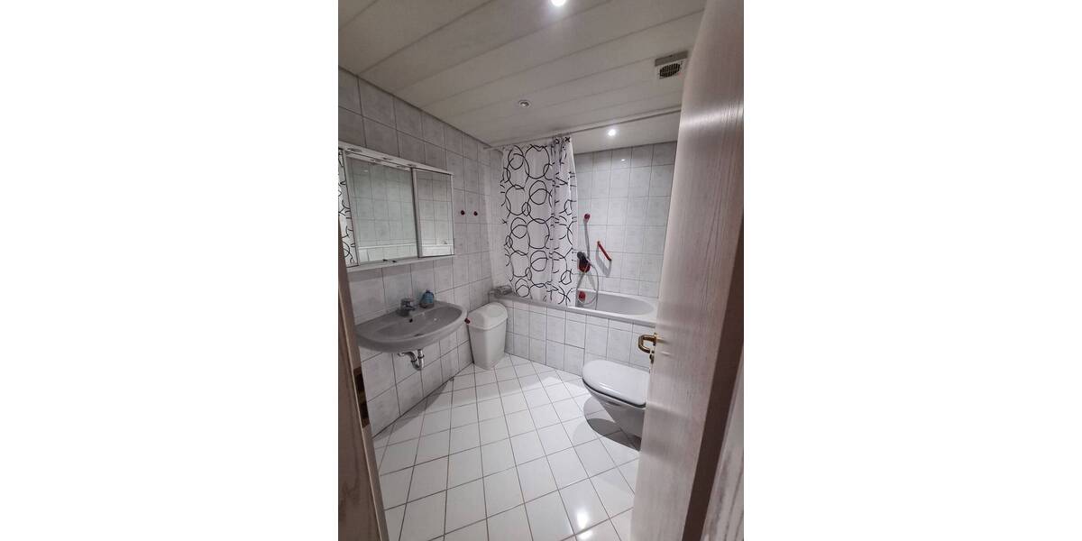 Mehrfamilienhaus, Wohnhaus Ettlingen Bruchhausen - 9 Zimmer, 215 m&sup2;, 789.000&euro; | Angebot:26879152