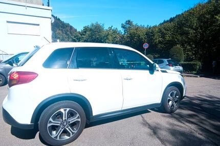 Suzuki Vitara 189.000 km 11.250 &euro; Bad liebenzell 75378