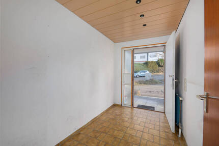 Familienfreundliches Reihenendhaus mit ELW und schönem Ausblick über Nöttingen