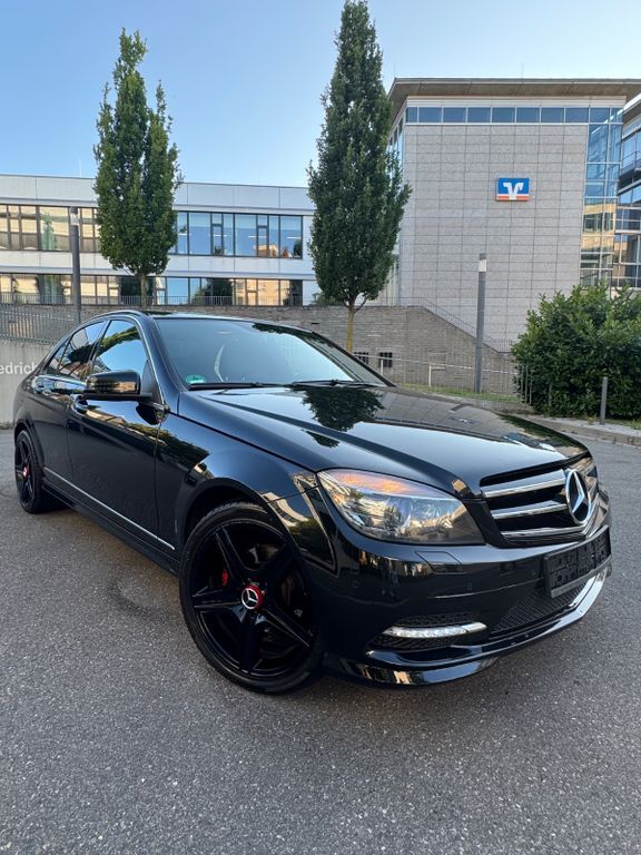 Mercedes-Benz C 250 192.600 km 9.590 € Sindelfingen 71065