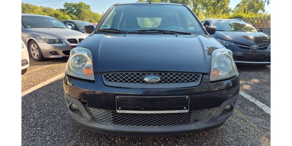 Ford Fiesta 204.823 km 1.500 &euro; Karlsruhe 76137