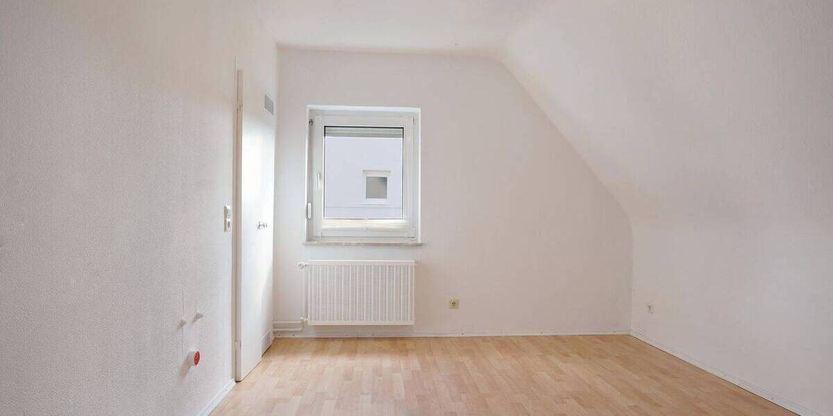 Doppelhaushälfte Bretten - 4 Zimmer, 93 m&sup2;, 450.000&euro; | Angebot:25745790