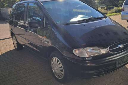 Ford Galaxy 167.366 km 2.400 € Stuttgart 70195