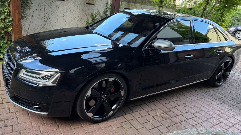 Audi A8 286.000 km 27.500 &euro; Niefern-Öschelbronn 75223