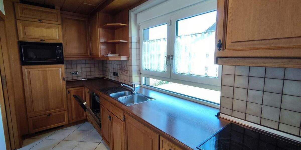 Mehrfamilienhaus, Wohnhaus Karlsruhe Grünwettersbach - 7 Zimmer, 200 m&sup2;, 430.000&euro; | Angebot:25798908