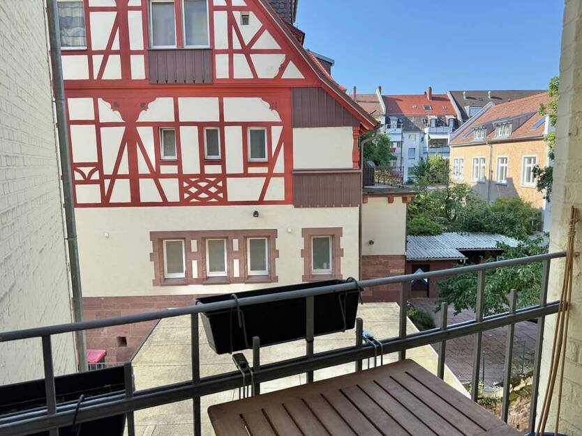 Einmalige Gelegenheit - Historisches Schmuckstück in der Karlsruher Oststadt am Karl-Wilhelm-Platz
