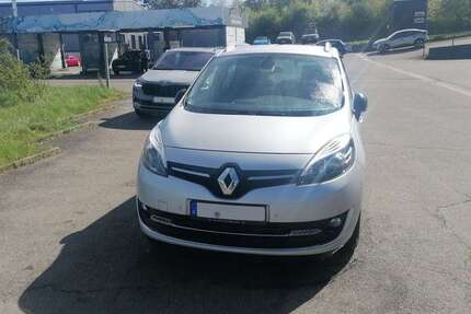 Renault Grand Scenic 123.000 km 9.700 &euro; Karlsruhe, Stadt 76227