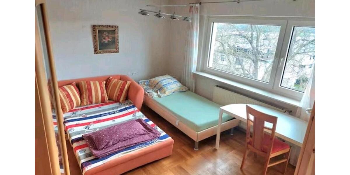 Etagenwohnung Vaihingen an der Enz - 4 Zimmer, 95 m&sup2;, 1.100&euro; | Angebot:26531645