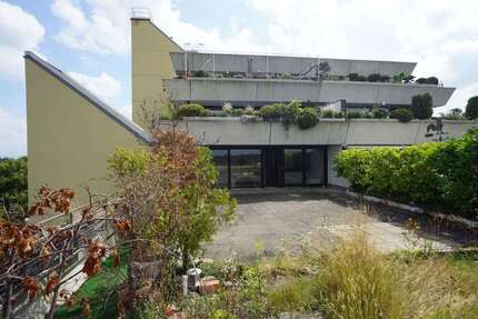 Wohnung zum Kaufen in Stuttgart-Heumaden 490.000 € 152 m²