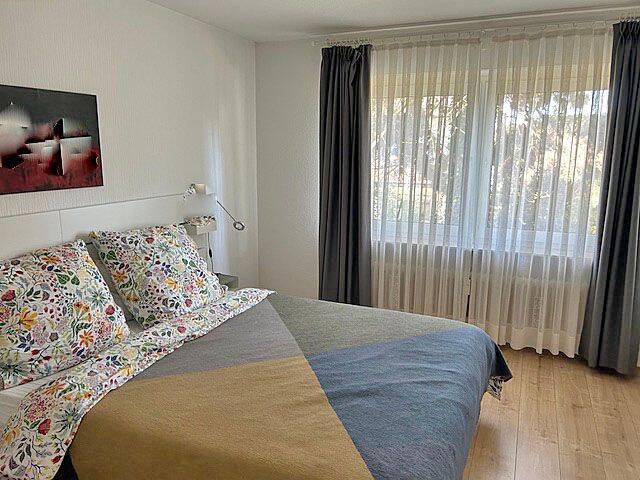 Etagenwohnung Pforzheim Sonnenberg - 4 Zimmer, 100 m&sup2;, 1.000&euro; | Angebot:26616724