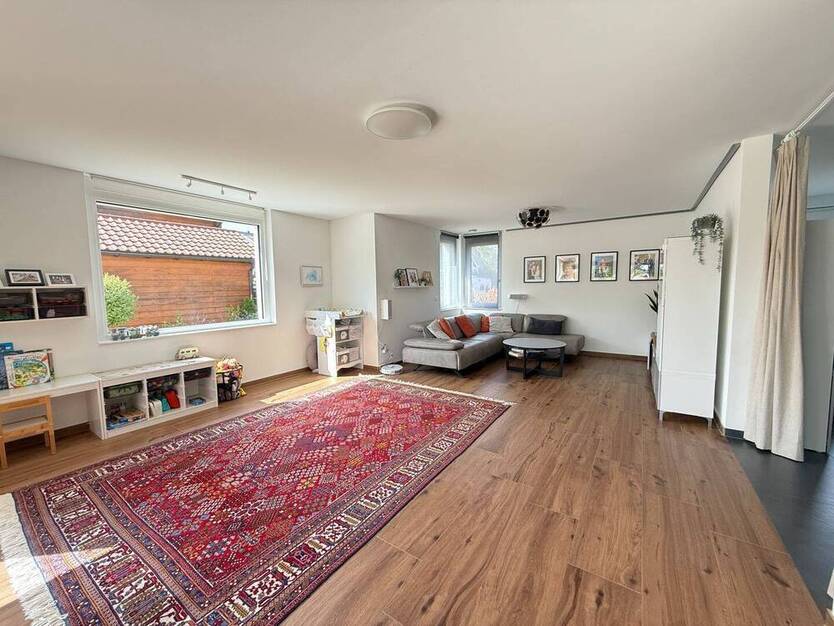 Wimsheim: Wunderschönes Einfamilienhaus mit viel Platz - ideal für Familien