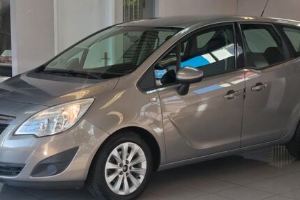 Opel Meriva 98.000 km 6.490 € Ettlingen 76275