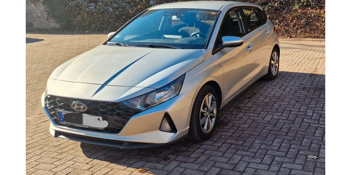 Hyundai i20 73.000 km 14.100 &euro; Höfen 75339