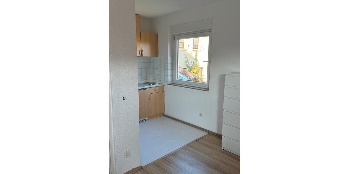 Etagenwohnung Pforzheim - 1 Zimmer, 24 m&sup2;, 575&euro; | Angebot:26483167