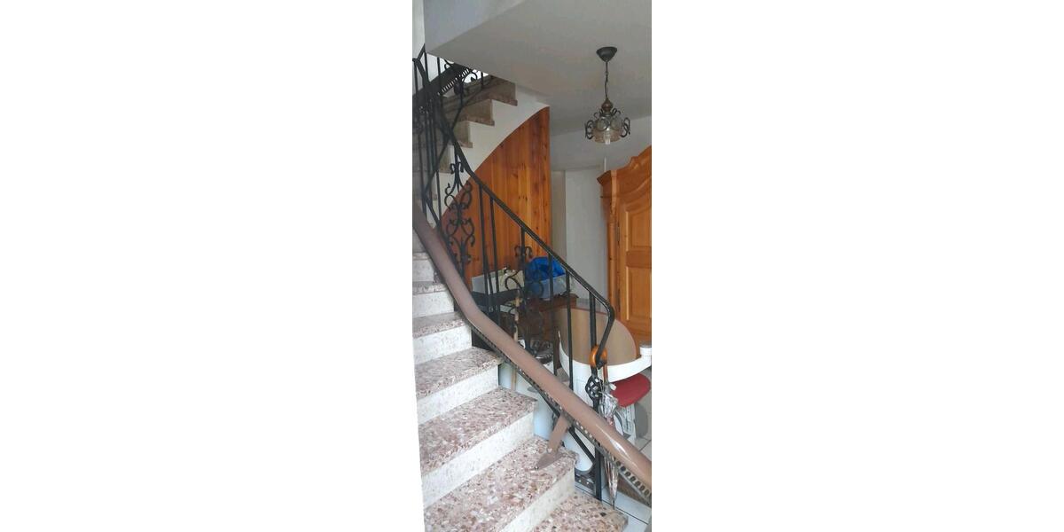 Doppelhaushälfte Gaggenau - 8 Zimmer, 170 m&sup2;, 350.000&euro; | Angebot:26251347