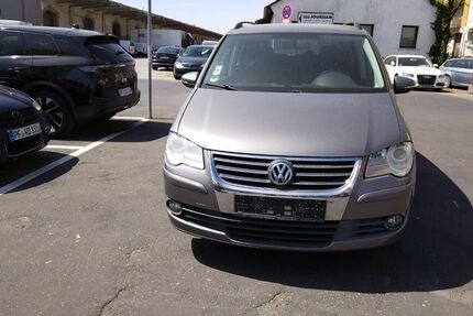 VW Touran 220.000 km 2.390 &euro; Pforzheim 75177