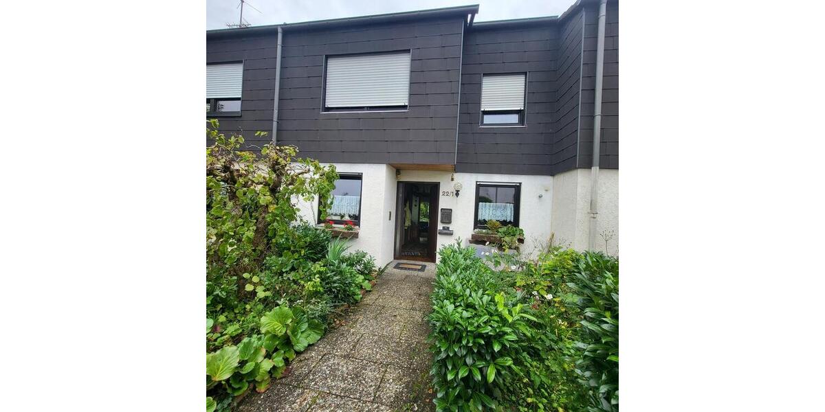 REIHENHAUS Einfamilienhaus Leonberg, 148m2 Wfl, 2 Garagenplätze 6 zimmer