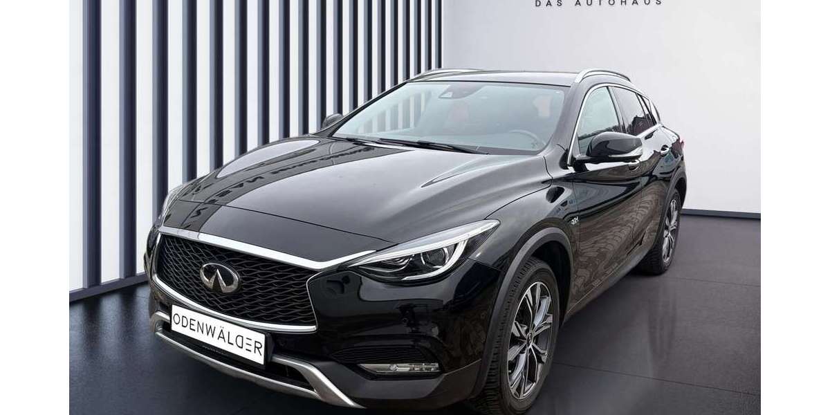INFINITI QX30 137.690 km 16.477 &euro; Zaberfeld - Michelbach 74374