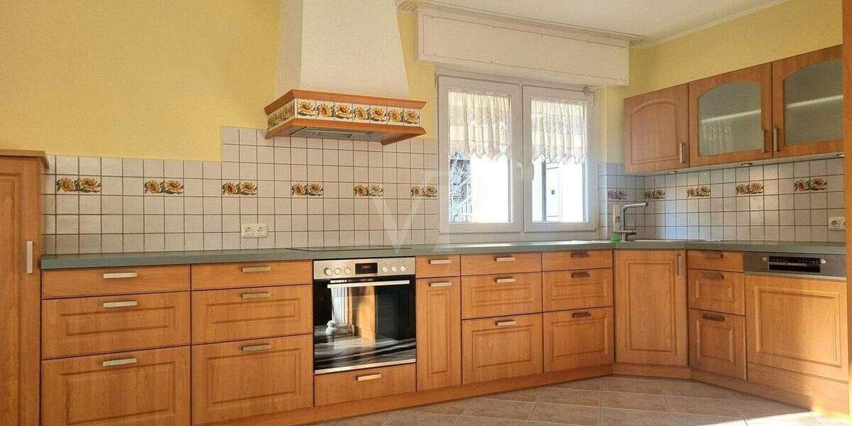 Mehrfamilienhaus, Wohnhaus Pforzheim / Sonnenberg Sonnenberg - 9 Zimmer, 236 m&sup2;, 849.000&euro; | Angebot:25800307