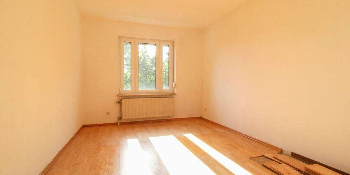 Etagenwohnung Karlsruhe Oberreut - 4 Zimmer, 107 m&sup2;, 420.000&euro; | Angebot:26876044