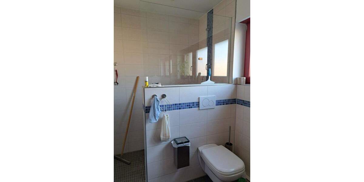 Lichtdurchflutetes Reihenmittelhaus in sehr gutem Zustand 6 zimmer