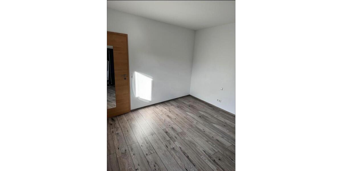 Erdgeschoßwohnung Leonberg - 2 Zimmer, 49 m&sup2;, 700&euro; | Angebot:26606544