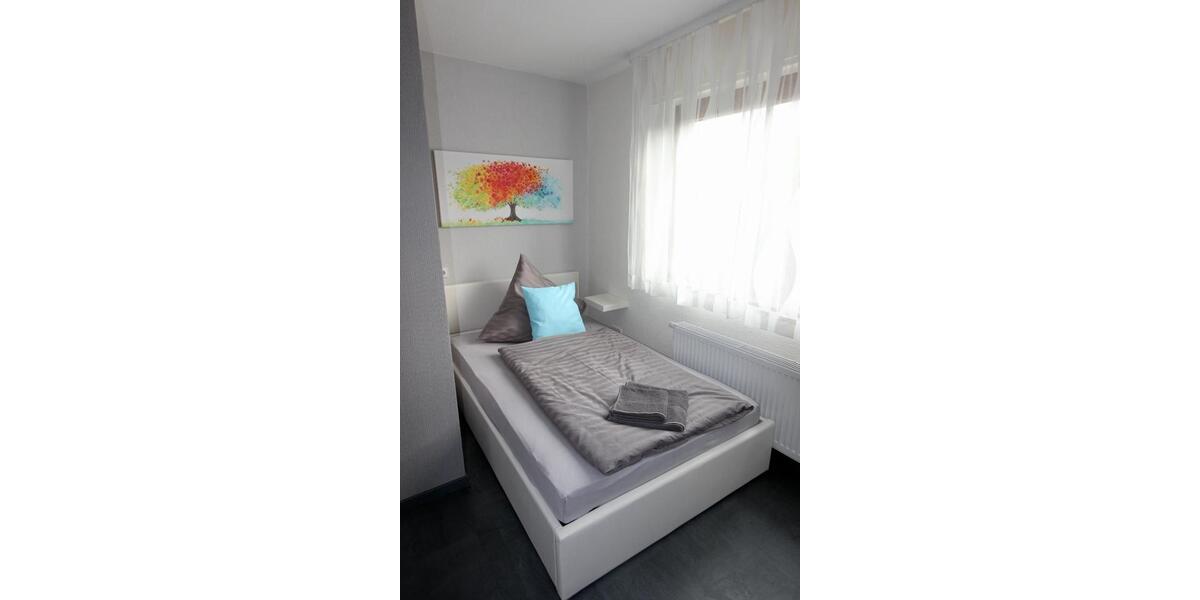 voll möbliertes Mini-Apartment in KA für Studentin oder Pendler 1 zimmer