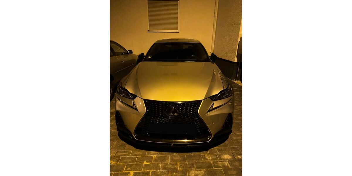 Lexus IS 300 85.000 km 36.500 &euro; Bruchsal 76646