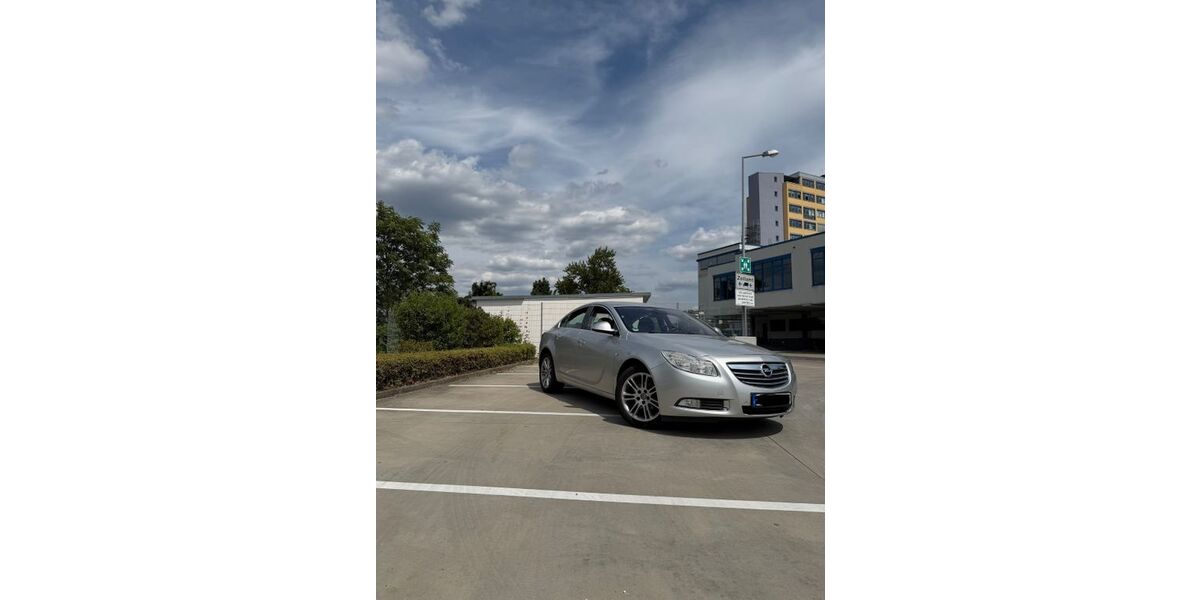 Opel Insignia 167.700 km 5.500 &euro; Karlsruhe 76135
